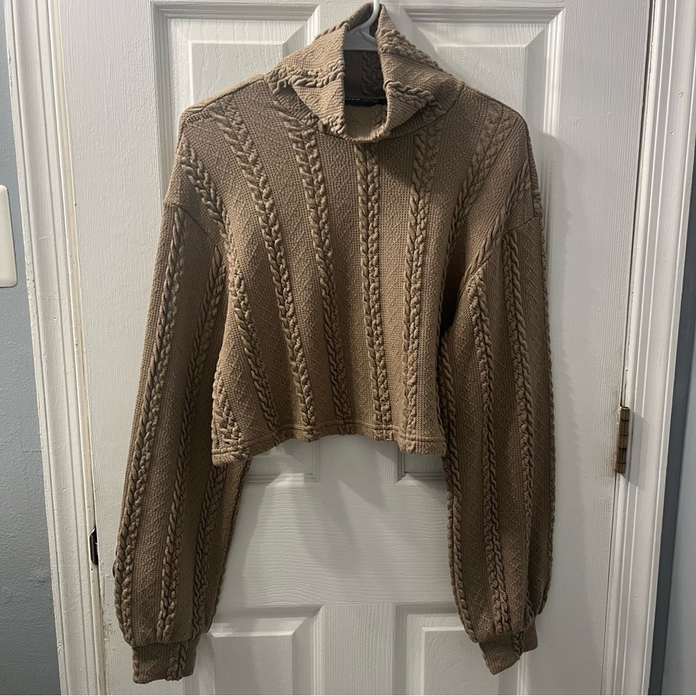 Cable Knit Cowl Neck Crop Sweater Beige Size Medium